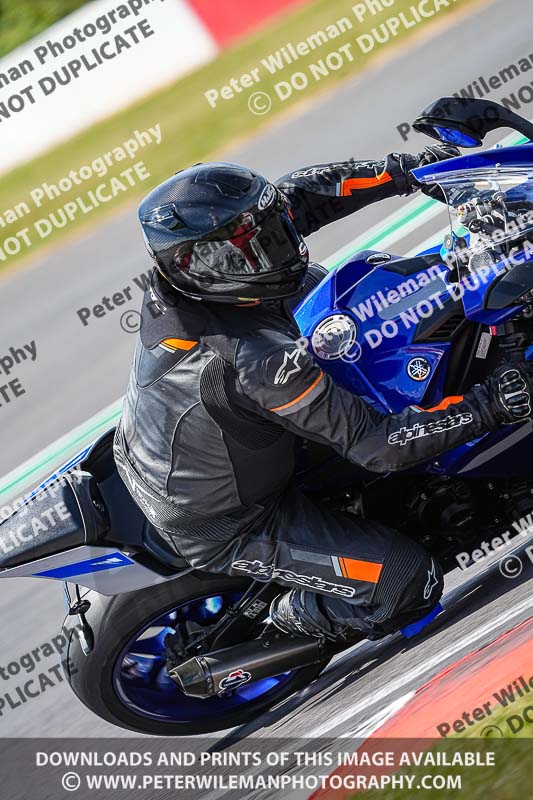 donington no limits trackday;donington park photographs;donington trackday photographs;no limits trackdays;peter wileman photography;trackday digital images;trackday photos